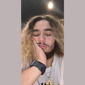 Meet your Posher, Aaron